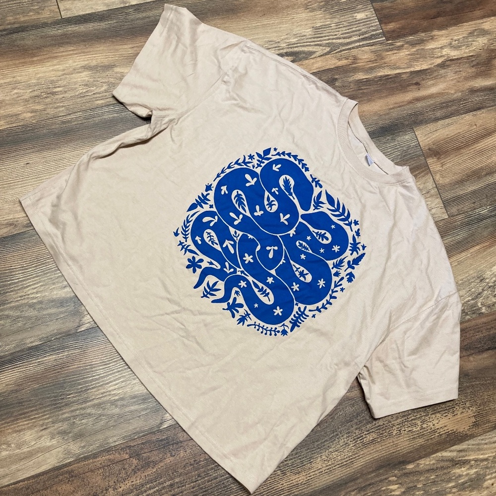 Serpent Crop Tee Oversized Fit